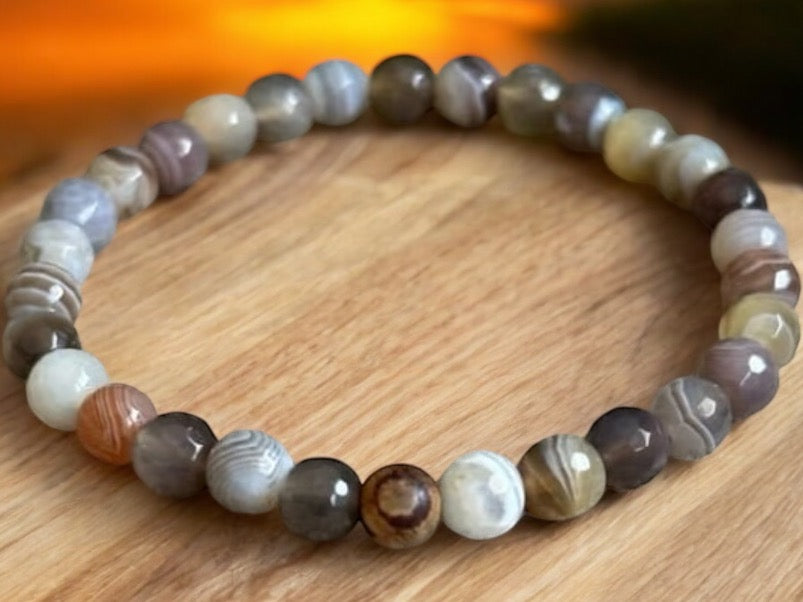 Botswana agate 6mm bracelet for Courage, Truth, Grounding, Confidence, Creativity, Lovingness, Protective