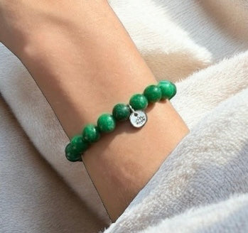 Green jade bracelet 